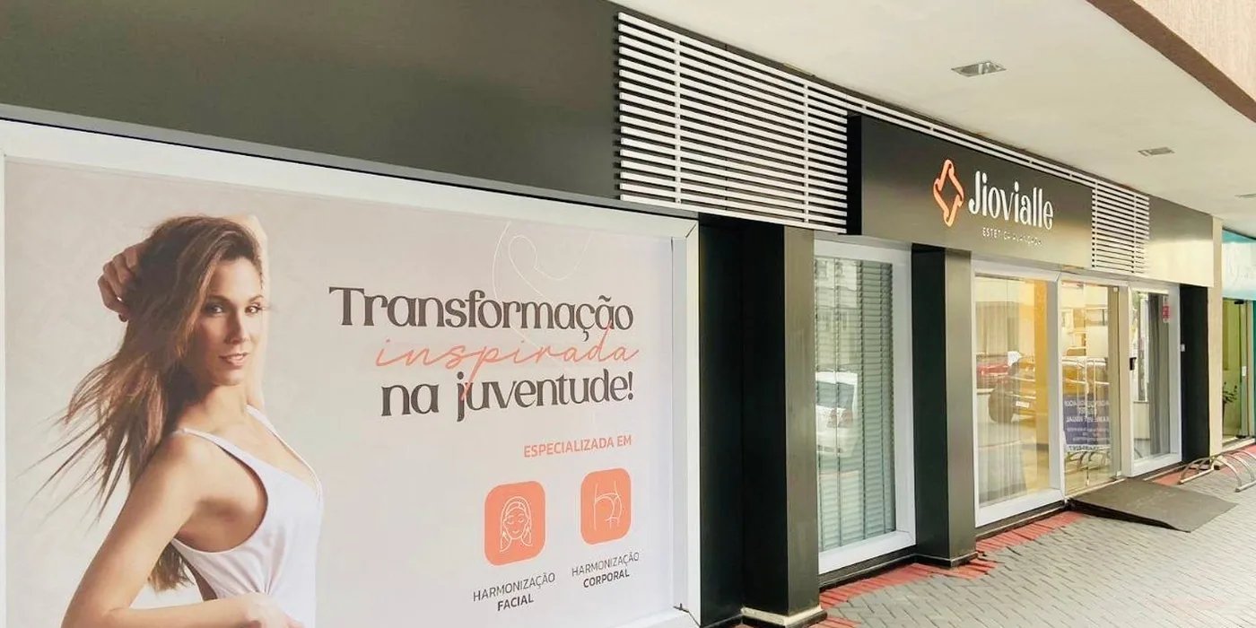 Fachada da Jiovialle Estética Avançada na R. 252, Meia Praia, Itapema/SC